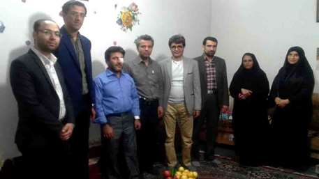  عیادت مسئولین بیمارستان از پرسنل مدافع حرم