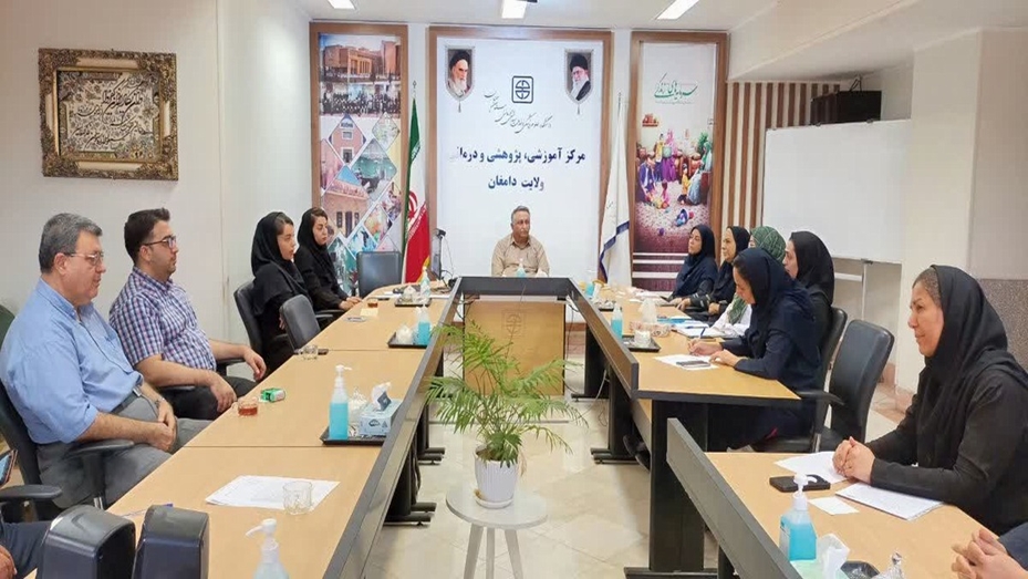 جلسه کمیته دارو، درمان و تجهیزات پزشکی در مرکز آموزشی، پژوهشی و درمانی ولایت دامغان